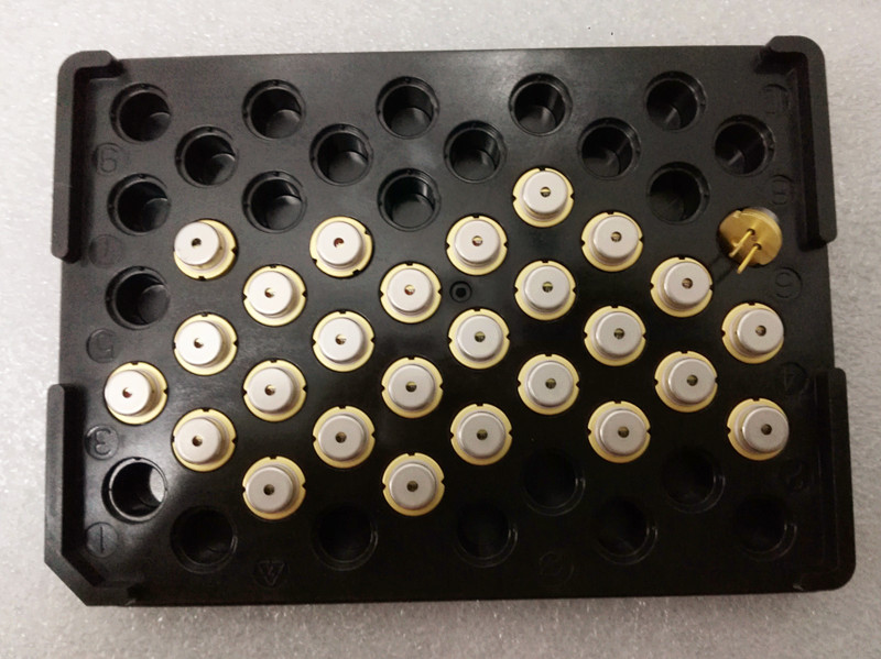 Зеленый лазерный диод мощностью 1 Вт.